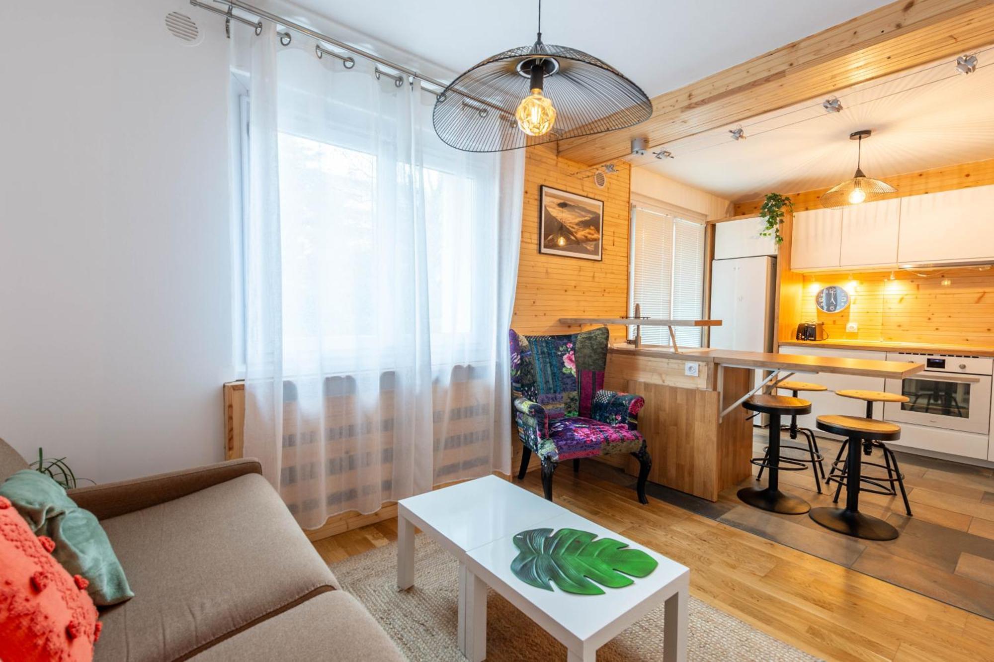 Smartstay Hirondelles - อานซี ภายนอก รูปภาพ